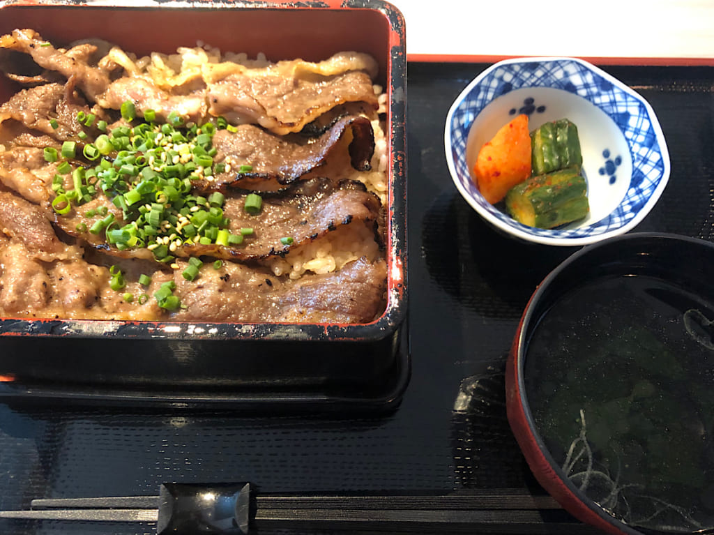 万寿民屋