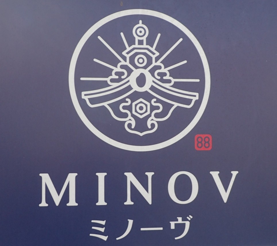 ミノーヴ