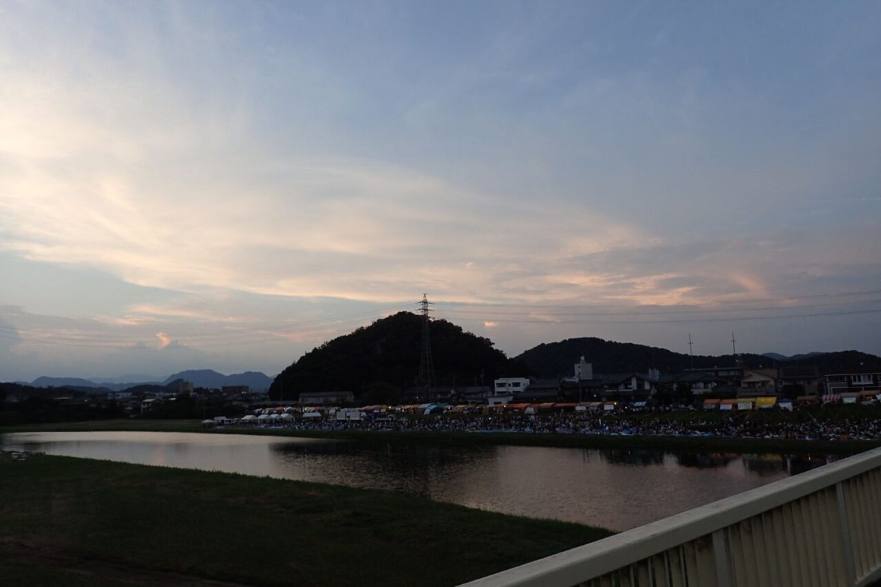 関市花火会場