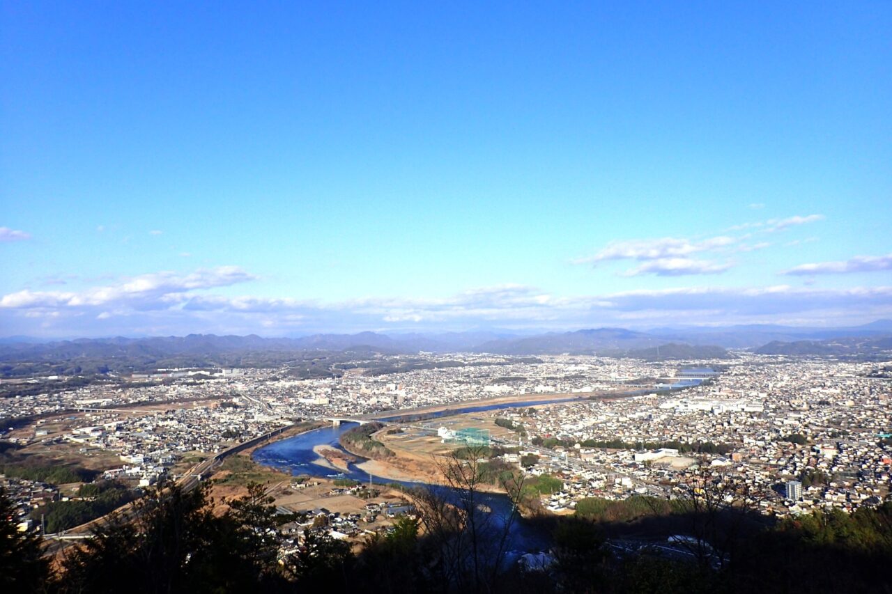 鳩吹山